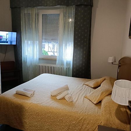 Domus Cesena Hotel ภายนอก รูปภาพ