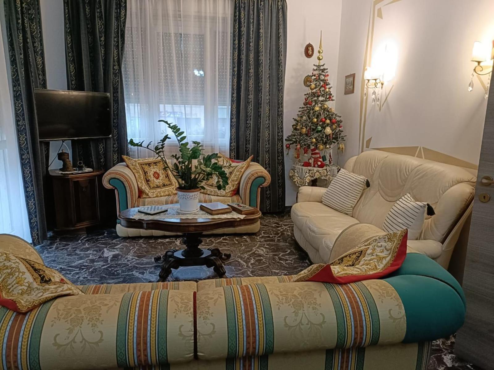 Domus Cesena Hotel ภายนอก รูปภาพ